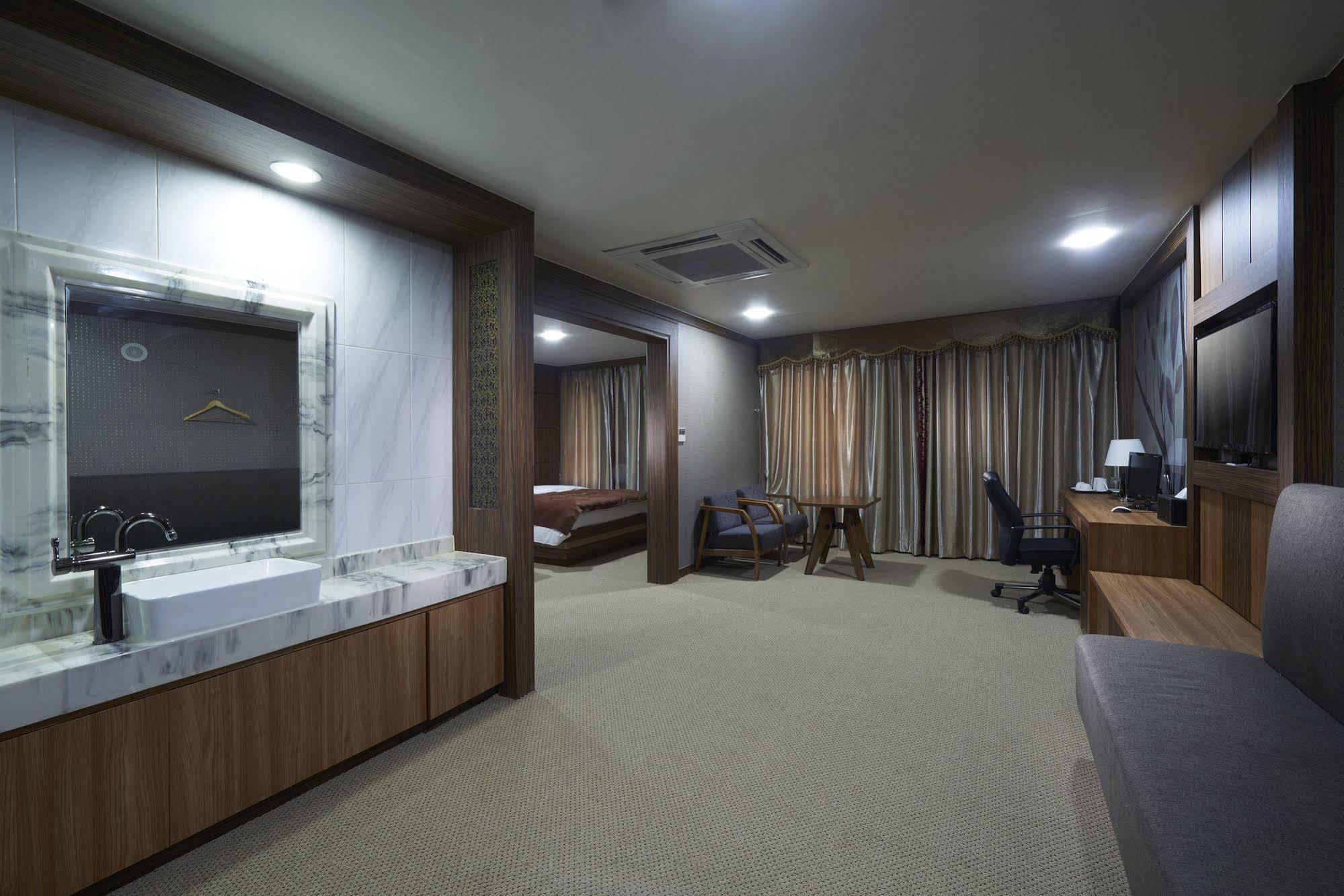 Benikea Premier Hotel Szihung Kültér fotó