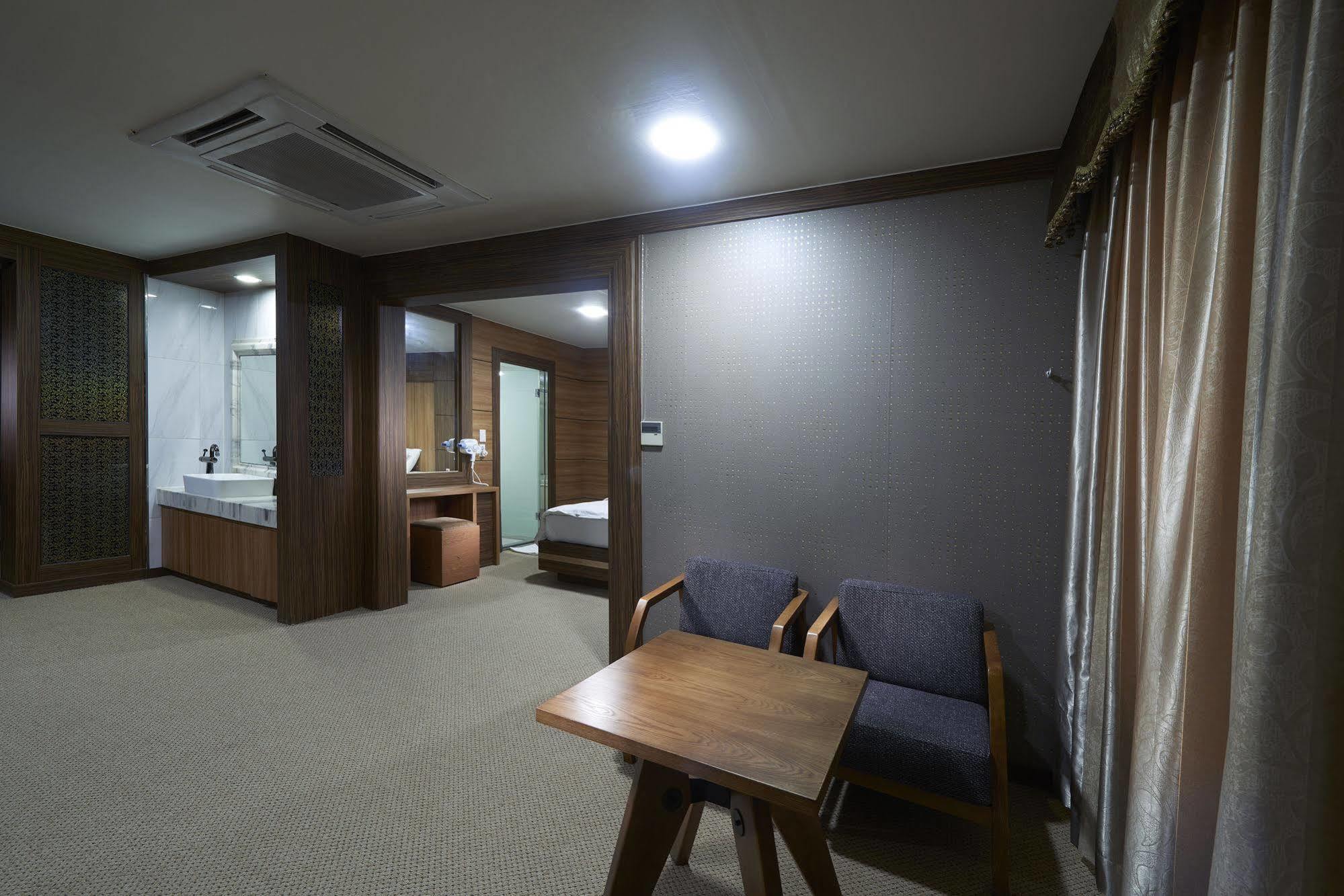 Benikea Premier Hotel Szihung Kültér fotó